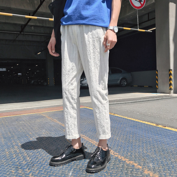 Ανδρικά παντελόνια σε λευκό και μαύρο χρώμα