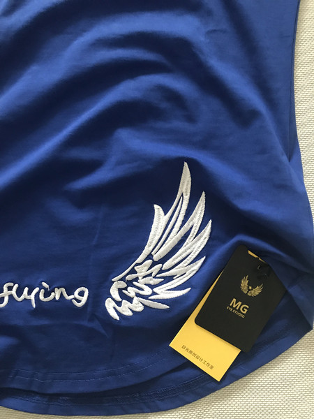 Ανδρικό μπλουζάκι μπλε με κεντήματα