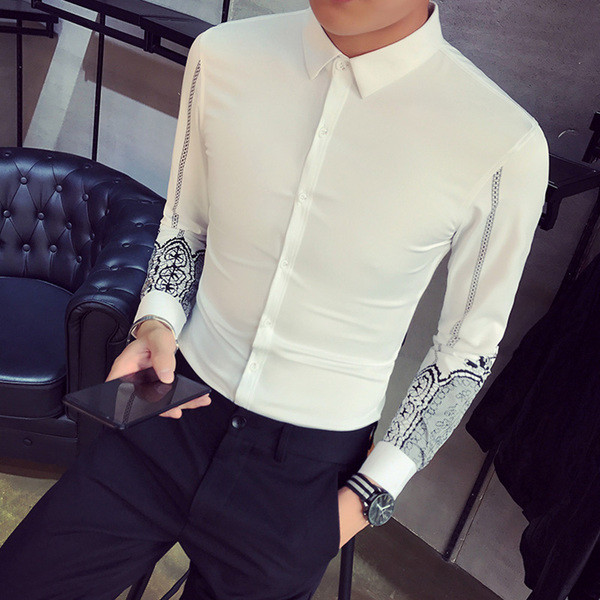 Cămașă modernă pentru bărbați cu broderie colorată pe mâneci