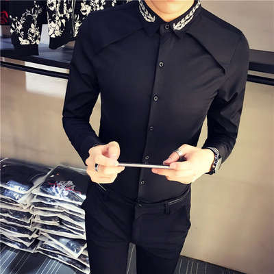 Κομψό λεπτό ανδρικό πουκάμισο  με κεντήματα στο κολάρο