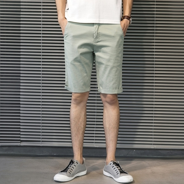Pantaloni scurți stilați pentru bărbați în trei culori