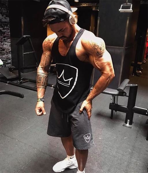 Мъжки потник в няколко цвята с щампа