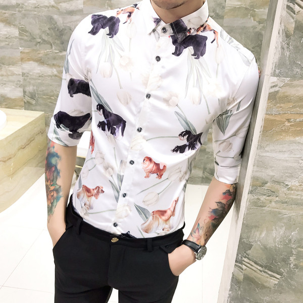 Cămașă bărbătească din satin cu motive florale în alb-negru