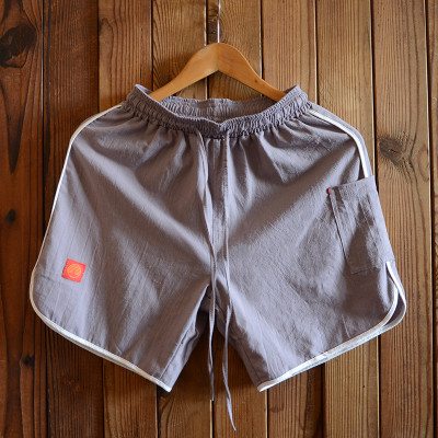 Pantaloni scurți pentru bărbați în mai multe culori