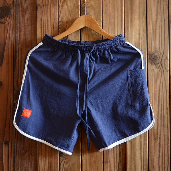 Pantaloni scurți pentru bărbați în mai multe culori