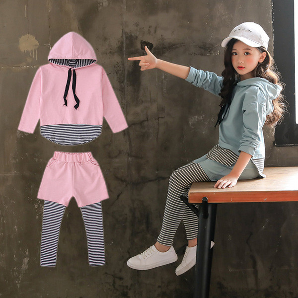 Set copii pentru fete in doua parti - doua culori