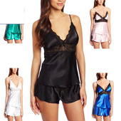 Σατέν καλοκαιρινές πιτζάμες για κυρίες με δαντέλα δύο τεμαχίων - ένα χιτώνα με λεπτές λωρίδες και σορτς - τέσσερα χρώματα