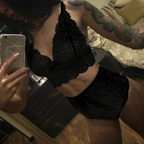 Дамско бельо с ажурна дантела от 2 части, черен и бял цвят