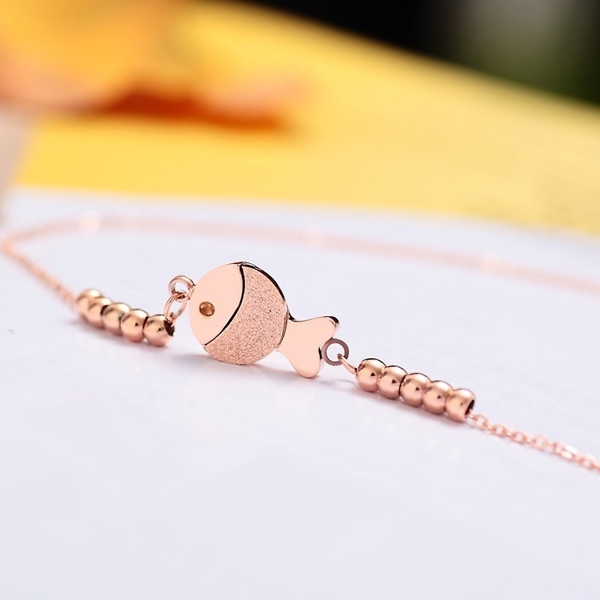 Κομψό βραχιόλι κυρίες κατάλληλο για καθημερινή ζωή