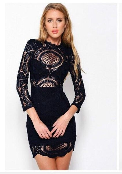 Γυναικείο φόρεμα με μακρύ μανίκι σε μαύρο και άσπρο