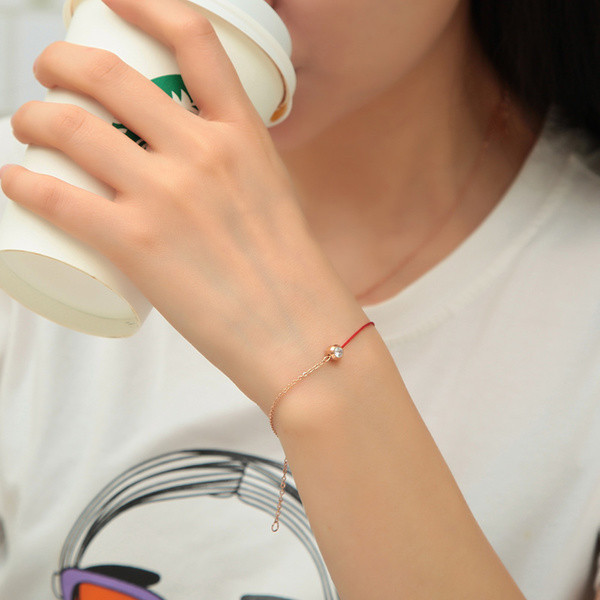 Brățară de damă modernă