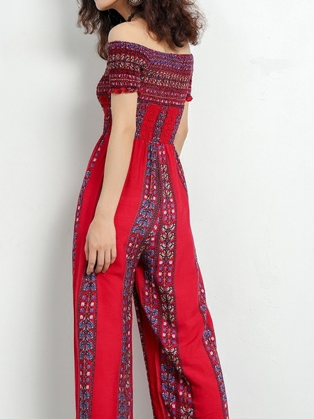 Salopeta de dama potrivita pentru utilizarea de zi cu zi cu umerii deschisi in motive etnice