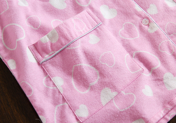 Ριζέ γυναικεία πιτζάμες από καρδιές δύο τεμαχίων