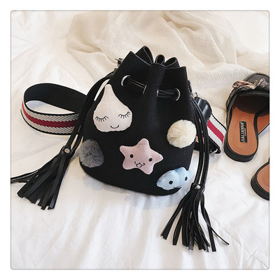 Καθημερινή τσάντα κυρίες με 3D διακόσμηση σε τρία χρώματα