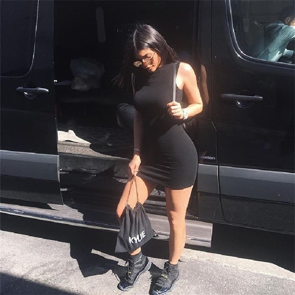 Ежедневна дамска рокля в черен и бежов  цвят