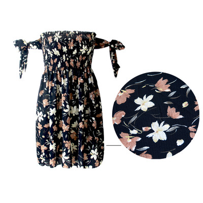 Σύγχρονη κυρία φόρεμα βραχύ μοντέλο με floral μοτίβα σε διάφορα χρώματα