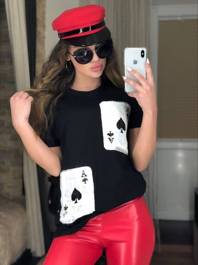 Γυναικεία μπλούζα με κοντό μανίκι και πούλιες