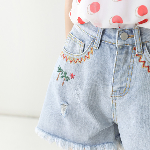 Pantaloni scurți de damă cu talie înaltă potriviti pentru utilizarea de zi cu zi