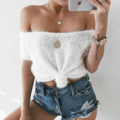 Γυναικείο κοντό μπλουζάκι με λευκούς ώμους