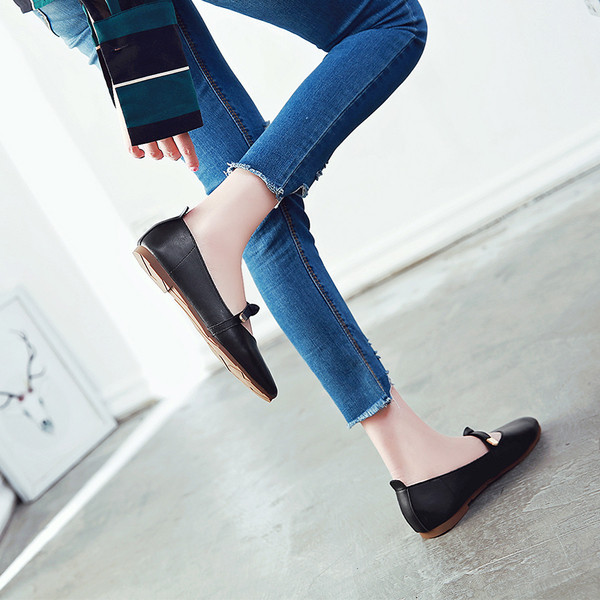 Női alkalmi cipő három modellben