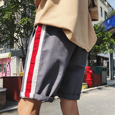 Pantaloni scurți bărbați în dungi