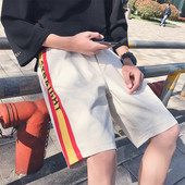 Ανδρικά σορτς σε δύο σχέδια σε μαύρο και άσπρο με μοτίβα