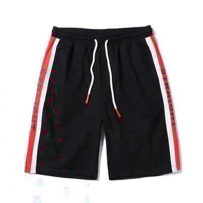 Ανδρικά σορτς σε δύο σχέδια σε μαύρο και άσπρο με μοτίβα