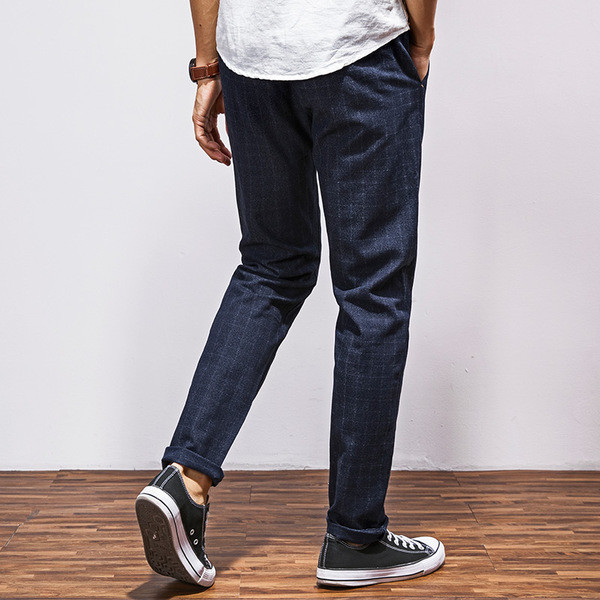 Ανδρικά παντελόνια σε σκούρο χρώμα