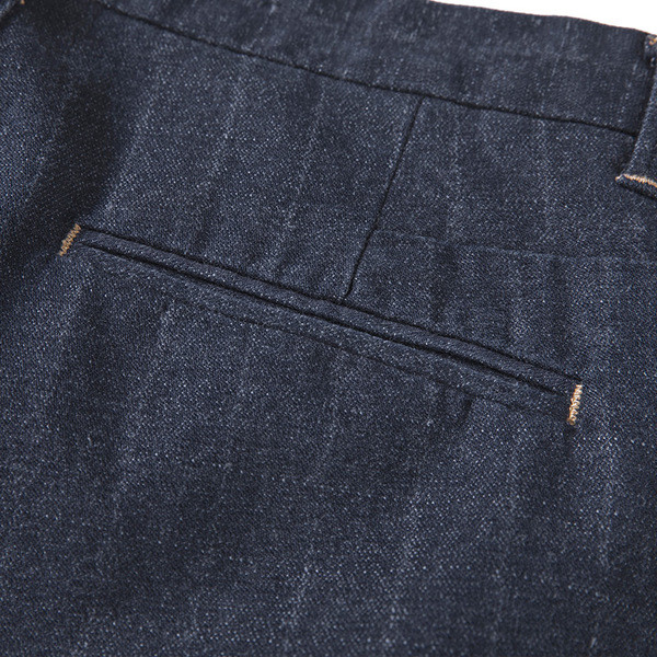 Ανδρικά παντελόνια σε σκούρο χρώμα