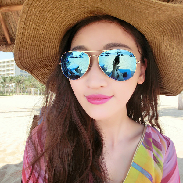 Ochelari de soare cu rame subtiri in mai multe culori potriviti pentru barbati si femei