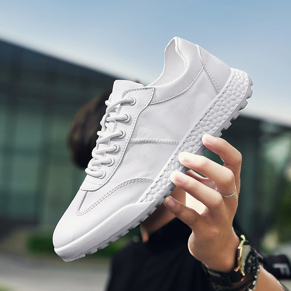 Adidași pentru bărbați din material respirabil în două culori