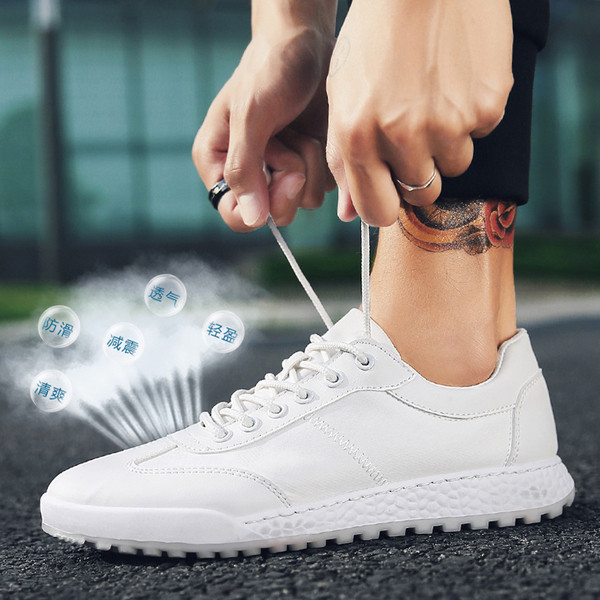 Adidași pentru bărbați din material respirabil în două culori