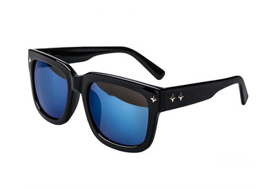 Γυαλιά ηλίου με τετράγωνο σχήμα και μεταλλική διακόσμηση σε τρία χρώματα