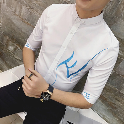 Κομψό πουκάμισο ανδρών με πολύχρωμη εφαρμογή και μανίκι 3/4 σε διάφορα μοντέλα