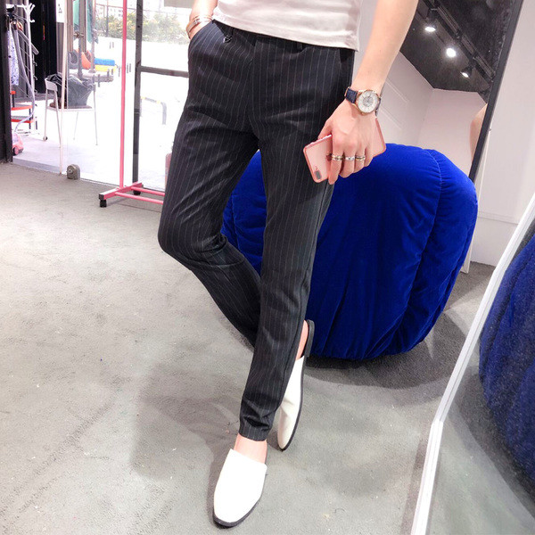 Pantaloni lungi barbati in carouri in culori inchise