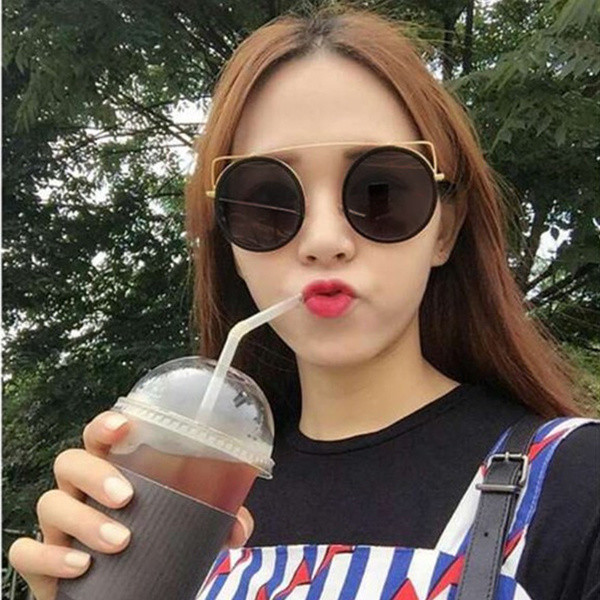 Γυαλιά ηλίου Unisex με στρογγυλό σχήμα και λεπτές κορνίζες σε τρία χρώματα