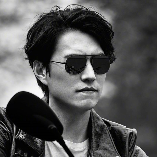 Ανδρικά γυαλιά ηλίου σε τέσσερα χρώματα με λεπτό πλαίσιο