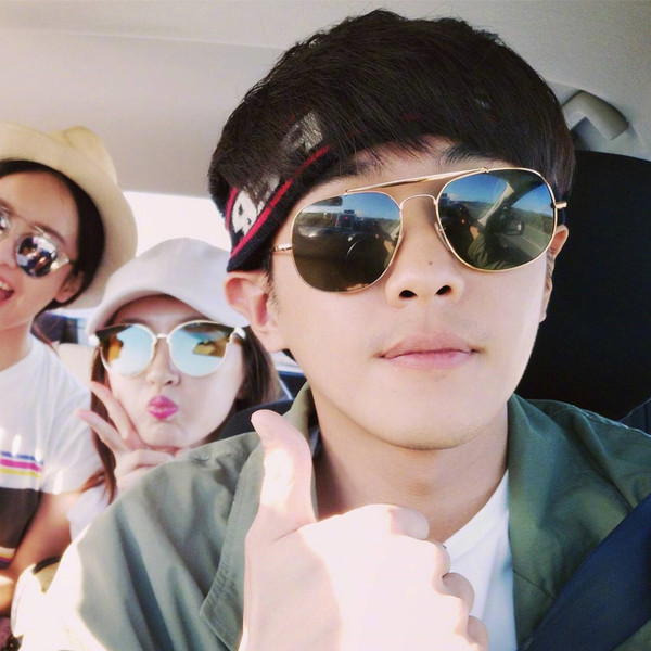 Ανδρικά γυαλιά ηλίου σε τέσσερα χρώματα με λεπτό πλαίσιο