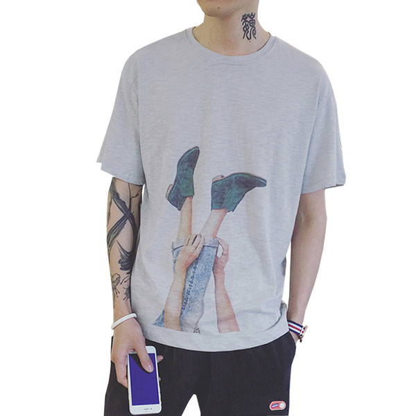 Модерна мъжка тениска с цветна апликация в няколко цвята 