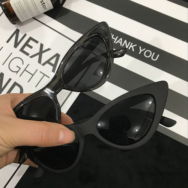 Ochelari de soare retro potriviți pentru bărbați și femei în mai multe culori