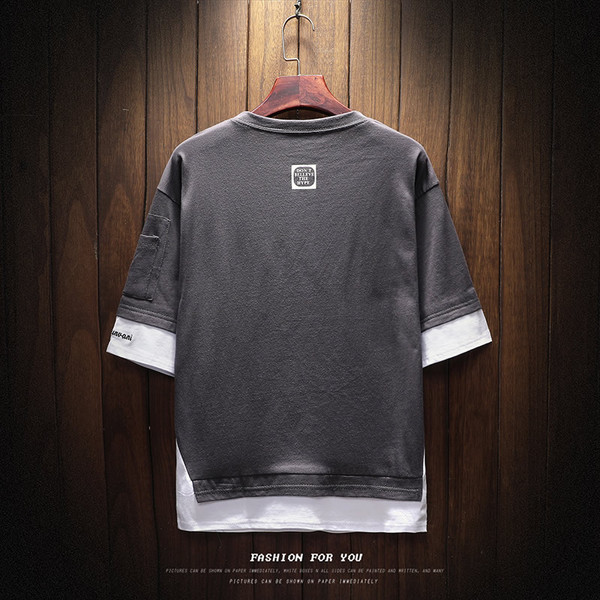 Tricou modern pentru bărbați cu decolteu O și buzunar la mânecă în mai multe culori