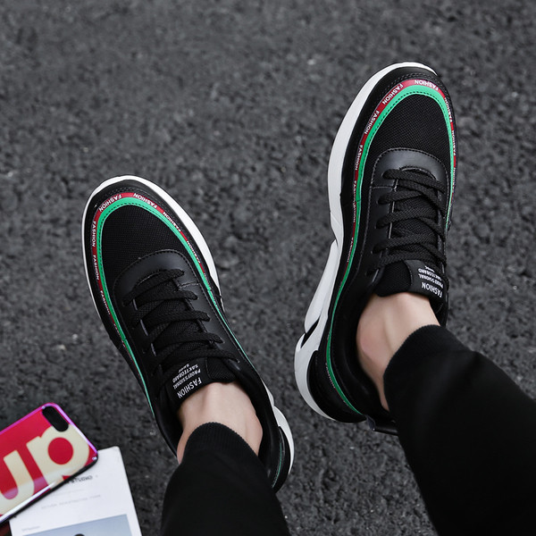 Modern férfi tornacipő három színben