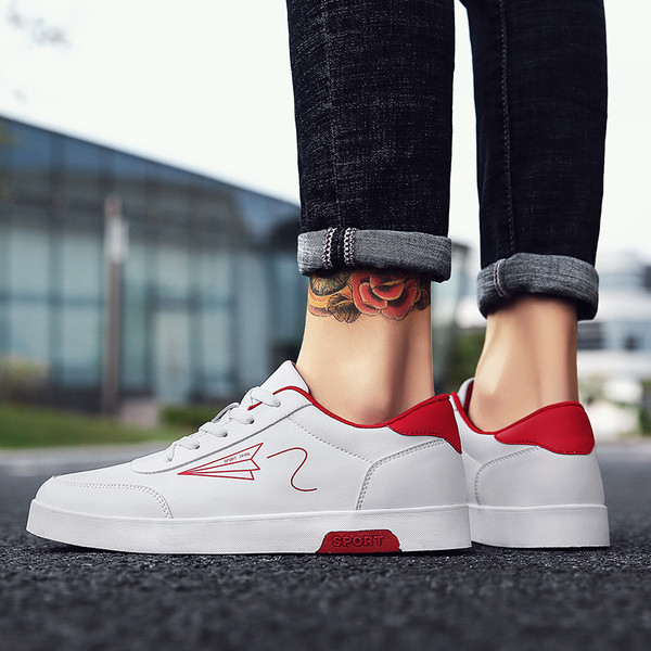 Adidasi moderni pentru barbati in mai multe culori