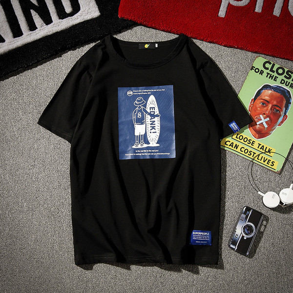 Tricou casual barbatesc cu decolteu O si aplicatie colorata in mai multe culori