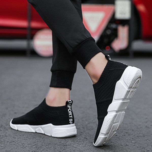 Stílusos férfi tornacipő három színben