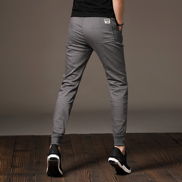 Κομψά παντελόνια ανδρών με ελαστική μέση σε δύο χρώματα