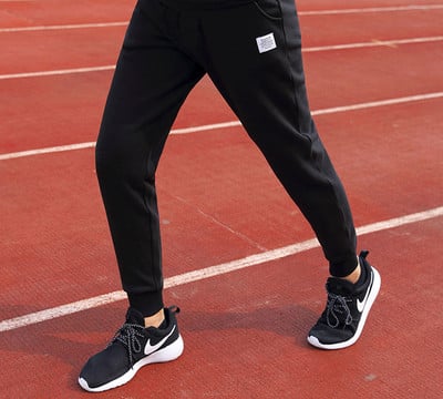 Ανδρικά παντελόνια σε διάφορα χρώματα