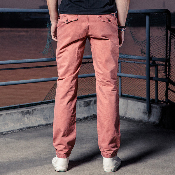 Pantaloni barbati model lat in culori deschise si inchise