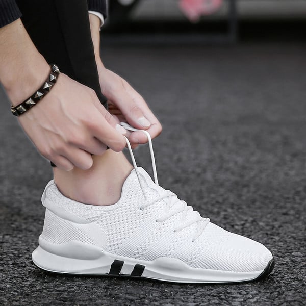 Adidasi pentru barbati in mai multe culori potriviti pentru utilizarea de zi cu zi