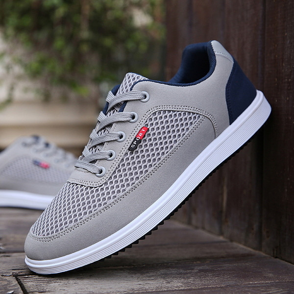 Adidasi barbati in mai multe modele si culori